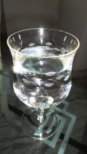 JOGO 38 TAÇAS VIDRO LAPIDADO (Champanhe-Espumante, Vinho, Agua)- VINTAGE- Déc. 70  