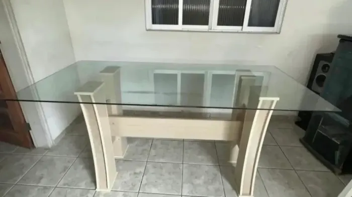 MESA DE VIDRO - 1.70 CUMPRIMENTO e 0,80 LARGURA