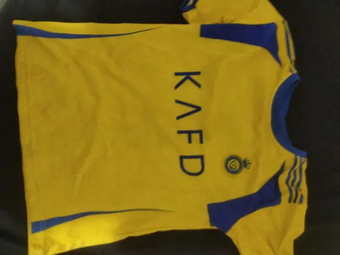 CAMISA INFANTIL AL NASSR, PERSONALIZADA COM CRISTIANO RONALDO
