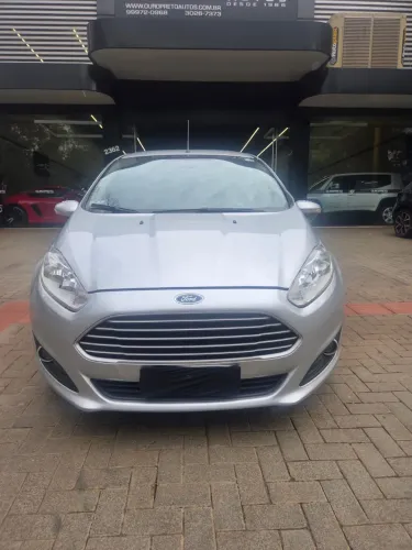 Ford Fiesta 1.6 16V Flex Aut. 5P 2015