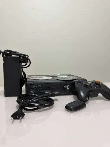 Xbox 360 + 5 jogos originais + controle 
