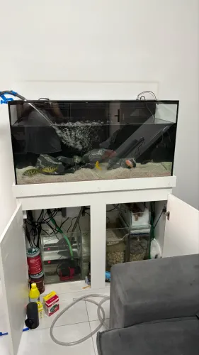 Aquário 200 litros com sump completo