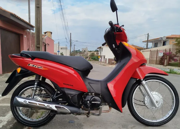 ? Honda Biz 100 2015 - Apenas 18 Mil KM - 2ª Dona