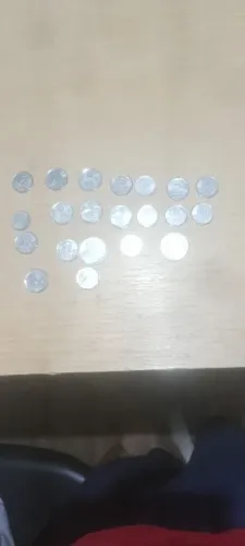 Várias moedas