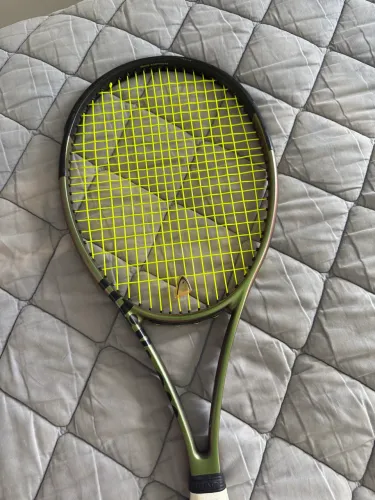 Raquete tênis Wilson Blade V8 18x20