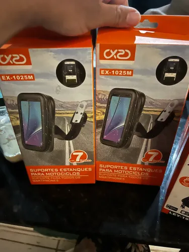 Protetor de celular contra chuva