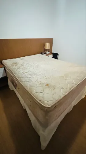 Cama Casal Usada