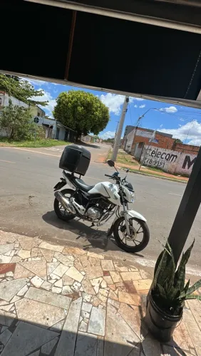 Vendo cargo 19/20 74.000 km original
