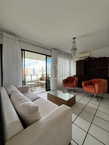 Apartamento com 3 Quartos (1 Suíte), 110m², Piscina e 2 Vagas em Rua Fechada no Alto do It