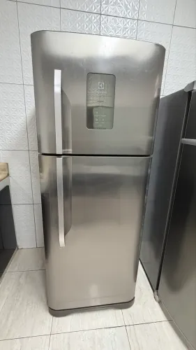Refrigerador da marca Electrolux 433L