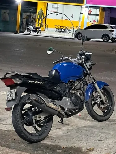 Vendo moto fazer 250 2008 repasse
