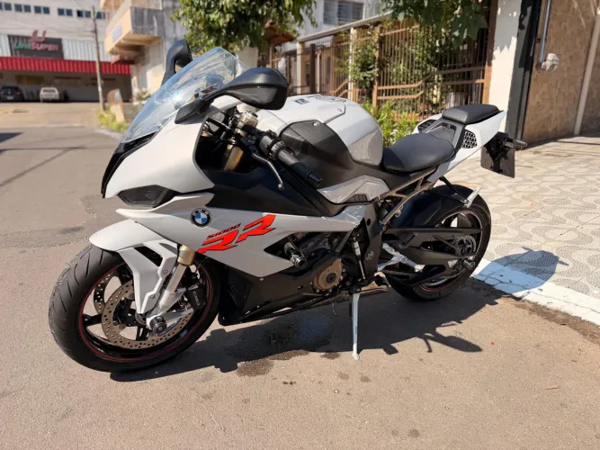 BMW S1000RR padrão Premium