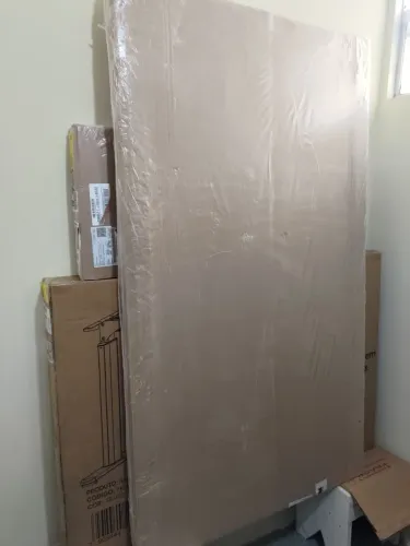Mesa com Regulagem de Altura Elétrica 134 cm - Preto Fosco c/Prata