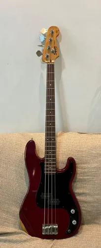 SQUIER CALIFÓRNIA SERIES PRECISION BASS