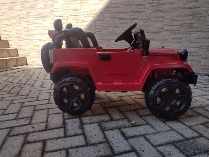 Carrinho elétrico Jeep