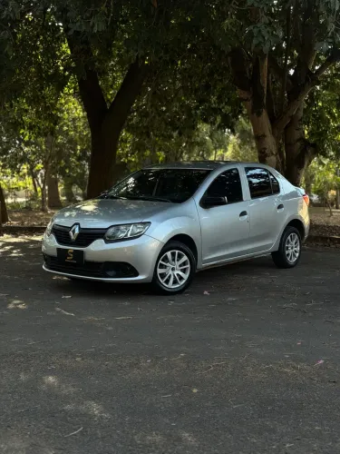 Renault Logan Authentique Hi-flex 1.0 16V 4P 2015
