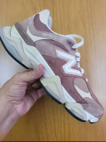 Tênis new balance 9060 sparrow flat taup - 42e
