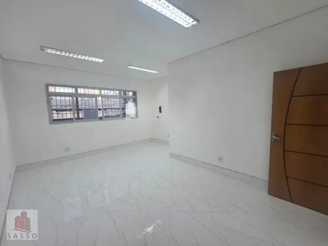 Alugo sala comercial no Belém.