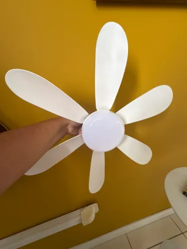 Ventilador com lâmpada de teto fácil instalação