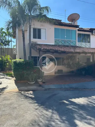 Condomínio Residencial das Palmeiras, Sobrado com 148m² construídos, 3 dormitórios, sendo 