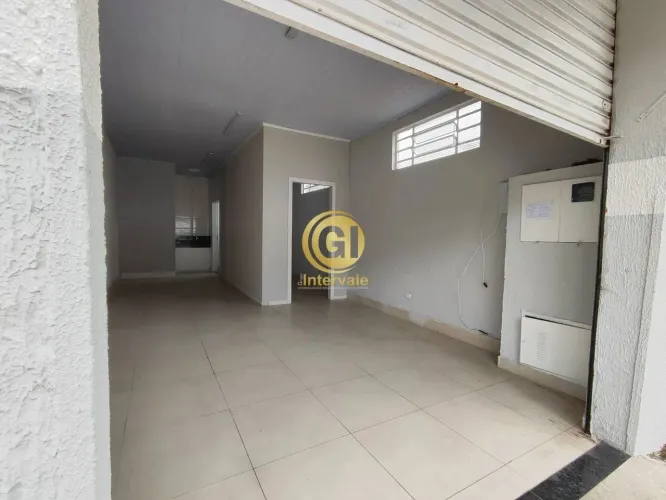 Este ponto comercial térreo, localizado no bairro Parque Itamaraty, em Jacareí, possui 40