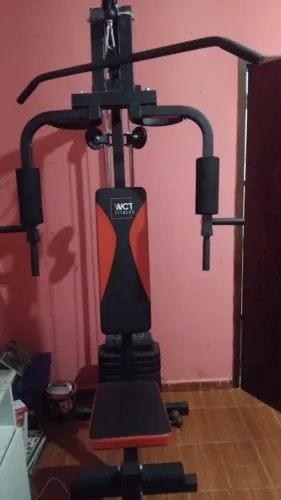 Estação de musculação WCT fitness