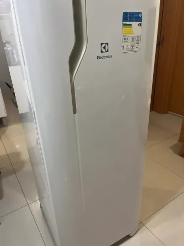 Geladeira eletrolux - funcionando bem