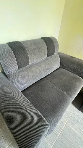Sofá 2 lugares