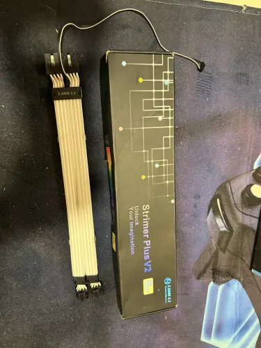 Cabo Extensor Gpu Lian Li Strimer Plus V2 8 Pin, Rgb, Preto