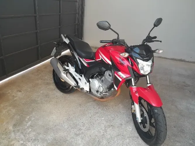 Honda CB 250 twister 2018
