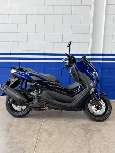 NMAX 160 (2022) 