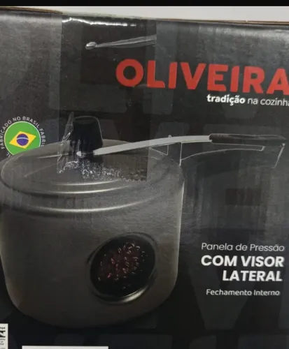 Panela de pressão com visor lateral fechamento interno