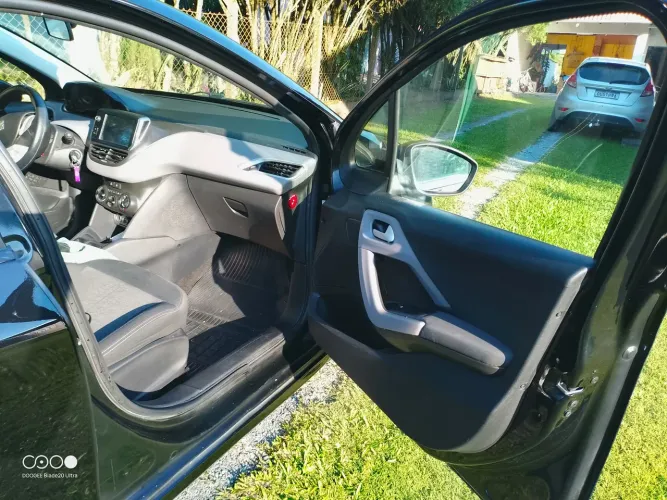 Peugeot 208 Active 1.2 Flex 12V 5P Mec. 2018