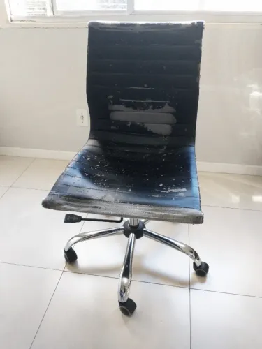 Cadeira de Escritório Eames