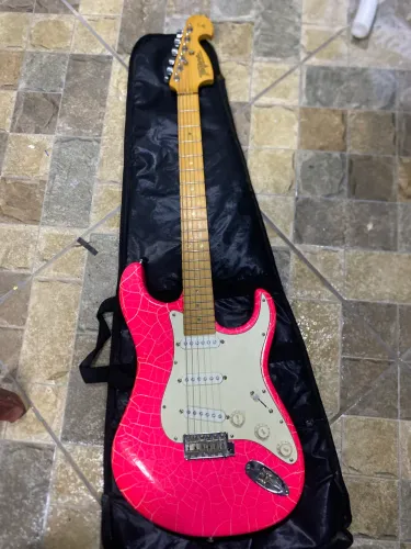 Guitarra Tagima