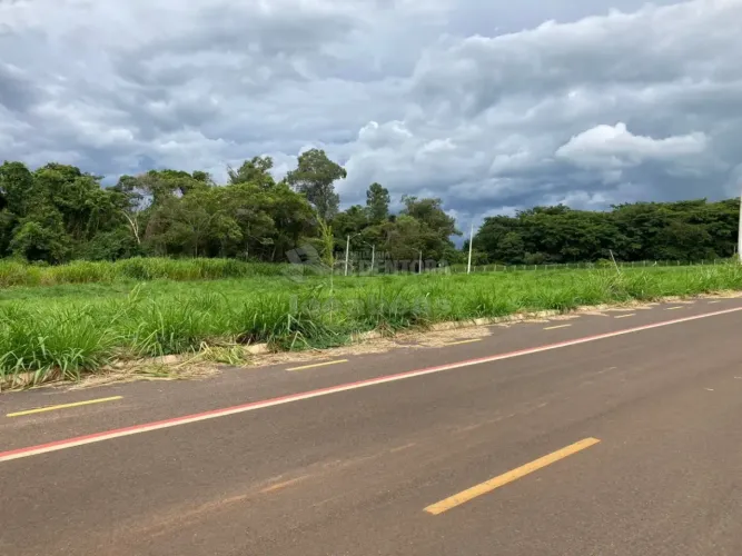 Terreno Padrão em Bady Bassitt
