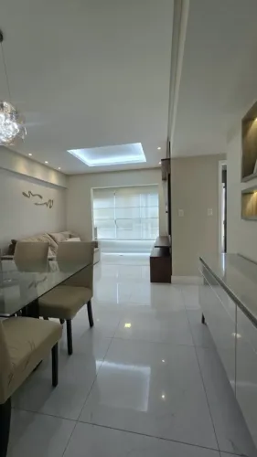 VENDO PORTEIRA FECHADA, 2/4 COM SUÍTE NA PITUBA- VILLA ESPANHA