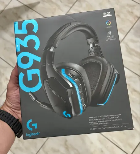 Fone Logitech G935 Lacrado