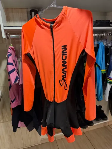 Macaquinho Ciclismo Feminino (P) Man. Longa Savancini R$ 90,00
