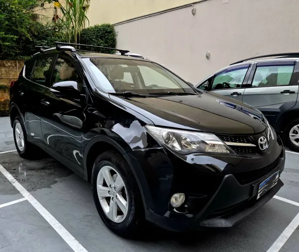 Toyota RAV4 2.0 4X2 16V Aut. 2014