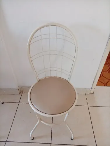 Jogo de Cadeiras