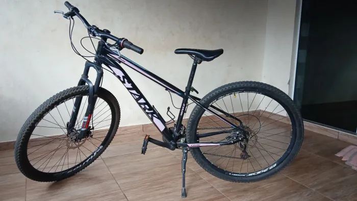 Stark BC 29 MTB 24M Alum 2022 Aro 29 Freio a Disco 24 Marchas Preto/Rosa Conservada<br>