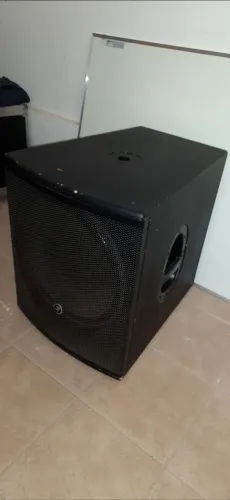 Subwoofer Ativo Mackie SRM1801 18? 1000W Profissional