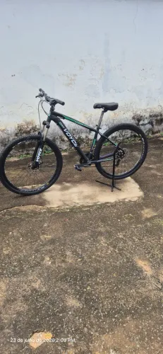Bike quadro 17 aro 29 - Voyce