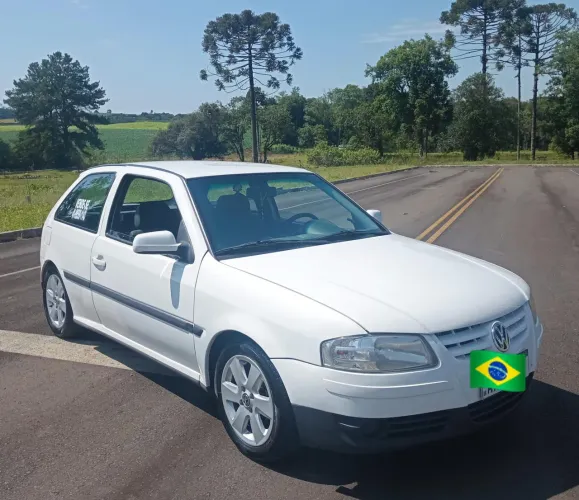 Volkswagen Gol Geração VI City 1.0 8V MI Total Flex 2P 2014