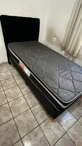 Cama de Solteiro Boxe (Semi-nova) + Cabeceira Azul-Marinho