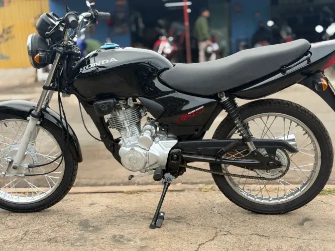 Honda Fan 125 partida 