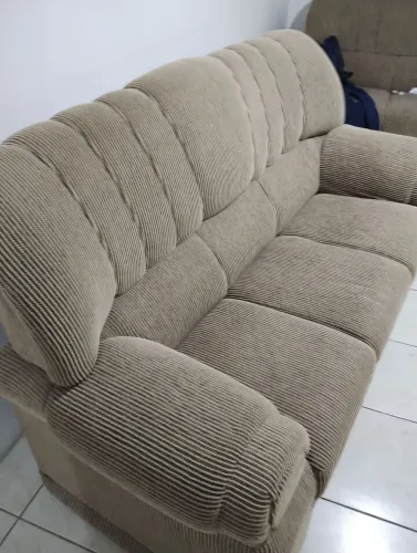 Sofá 3 lugares 