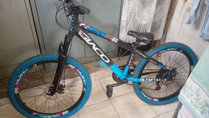 Bicicleta aro 26 pneu v max