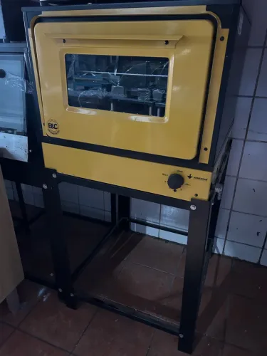Forno Industrial Amarelo